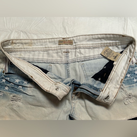 Patriotic Jean Shorts Unique Stars and Stripes Design 100% Cotton Junior Size 11 - Picture 6 of 9